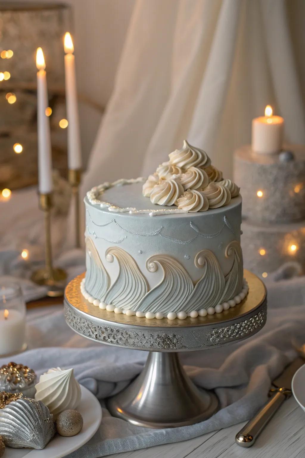 Silver buttercream waves that evoke the beauty of the ocean.