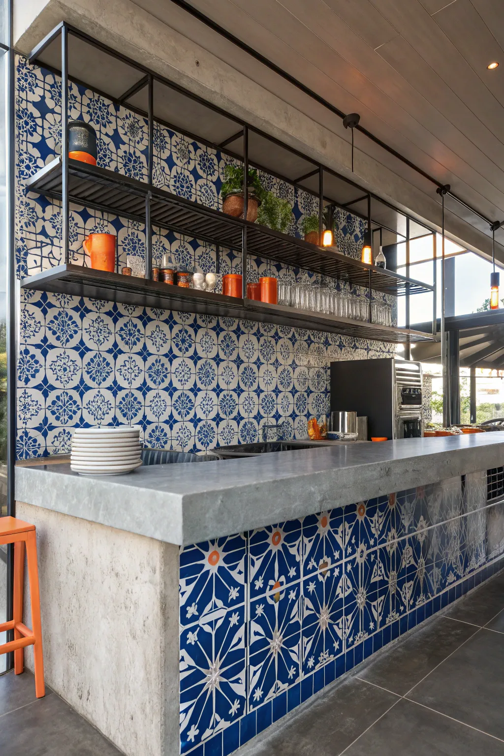 19+ Stunning Blue & White Tile Backsplash Ideas